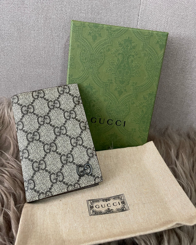 BRANDNEW GUCCI GG Long Card Case