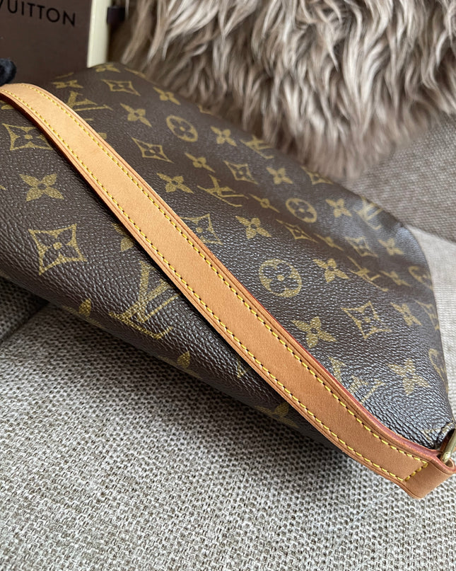 Preloved Authentic Louis Vuitton Musette Tango — Monogram Canvas