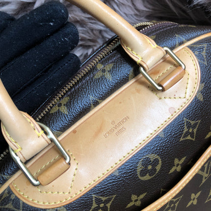 Preloved LOUIS VUITTON Monogram Trouville