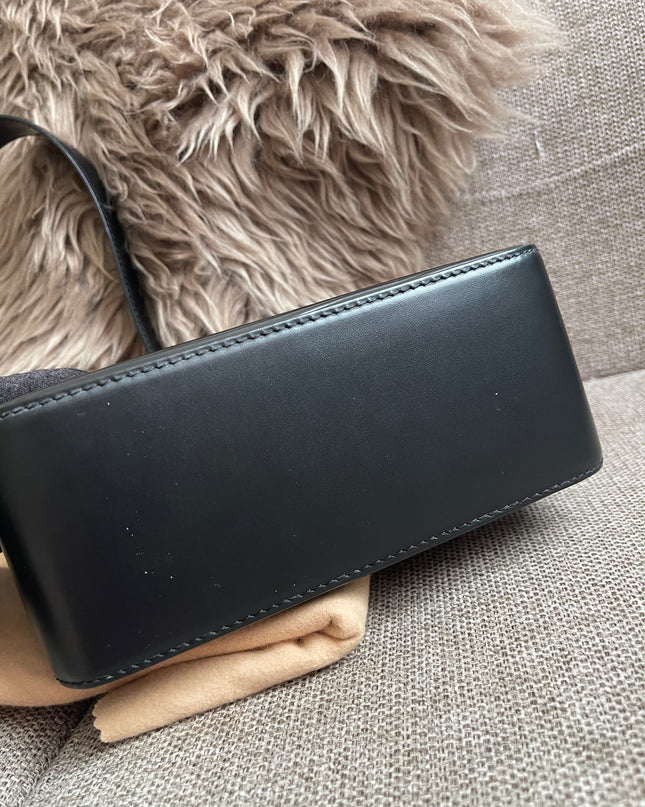 Preloved Authentic Louis Vuitton Epi Buci Crossbody Bag