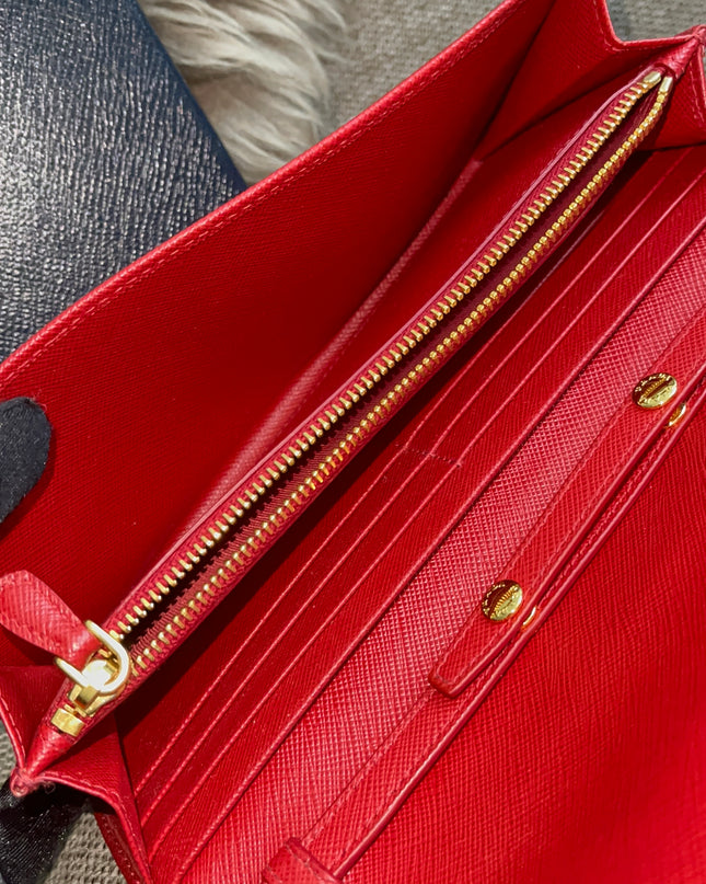 Preloved Authentic Prada Saffiano Metal Wallet on Chain in Fuoco Red