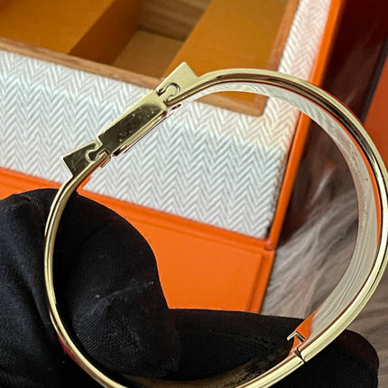 Preloved Authentic Hermès Loquet Watch