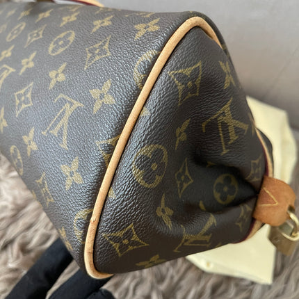 Preloved Authentic Louis Vuitton Montorgueil PM bag in monogram canvas
