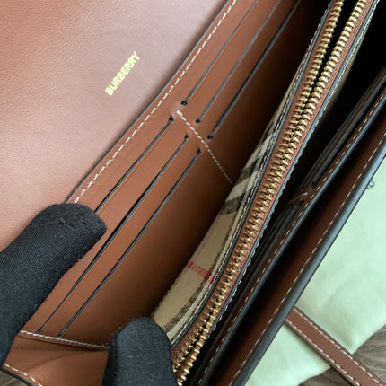 Burberry Vintage check wallet