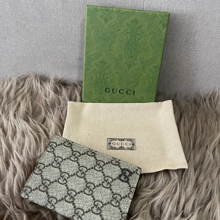 BRANDNEW GUCCI GG Long Card Case