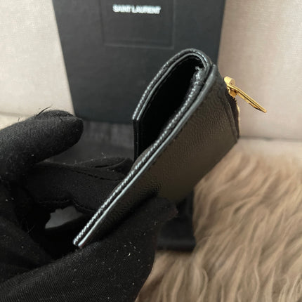 Preloved Authentic SAINT LAURENT Fragments zipped card case with flap