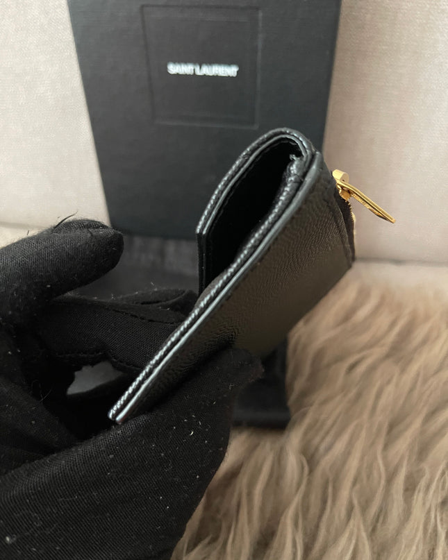 Preloved Authentic SAINT LAURENT Fragments zipped card case with flap