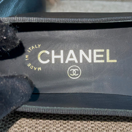 Preloved Authentic Chanel Ballet Flats — Black Lambskin & Patent Cap Toe (Size 35½)