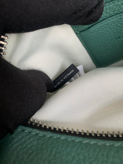 Marc Jacobs The Softshot 21 in cucumber green leather silver-tone hardware