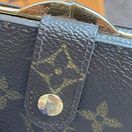 Preloved Authentic Louis Vuitton Monogram French Purse Wallet
