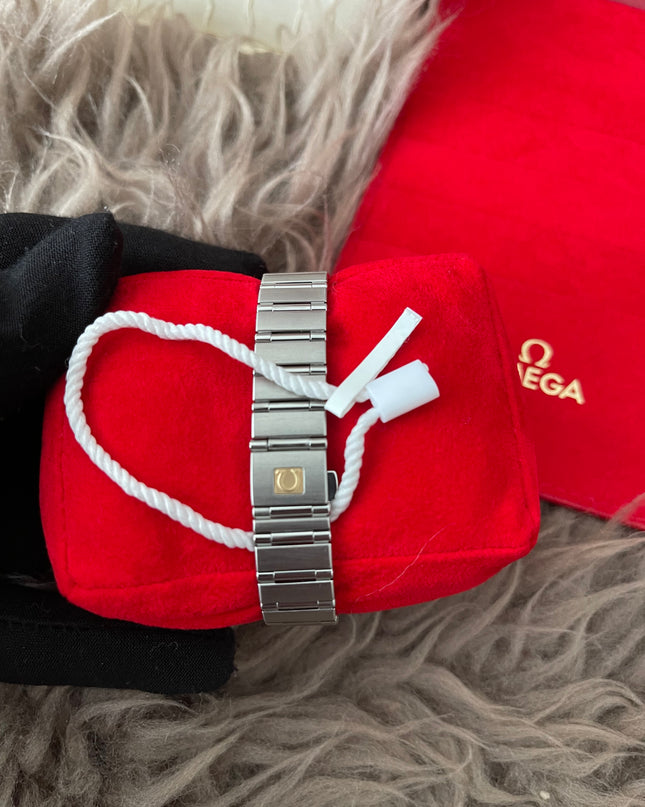 Preloved Authentic Omega Mother Of Pearl Stainless Steel Diamond Constellation