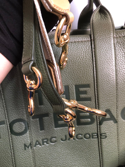 Preloved Marc Jacobs the medium leather tote bag in Green