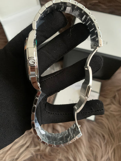 GUCCI Quartz watch/Analog/Stainless steel/BEG/SLV/SS/126.4