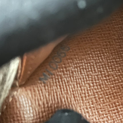 Authentic Preloved Louis Vuitton Sarah Wallet