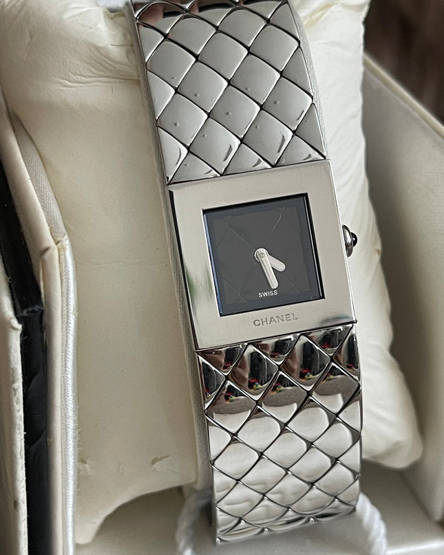 Preloved Authentic Chanel Matelassé Bangle Watch – Silver/Black Dial | Full Set