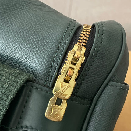 Preloved Authentic Louis Vuitton Green Taiga Leather Reporter PM Messenger Bag