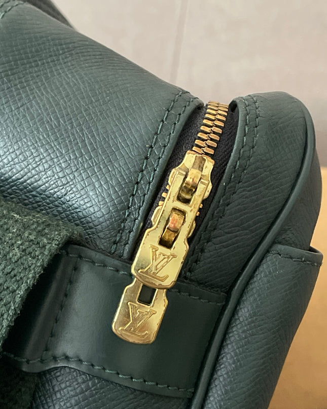 Preloved Authentic Louis Vuitton Green Taiga Leather Reporter PM Messenger Bag