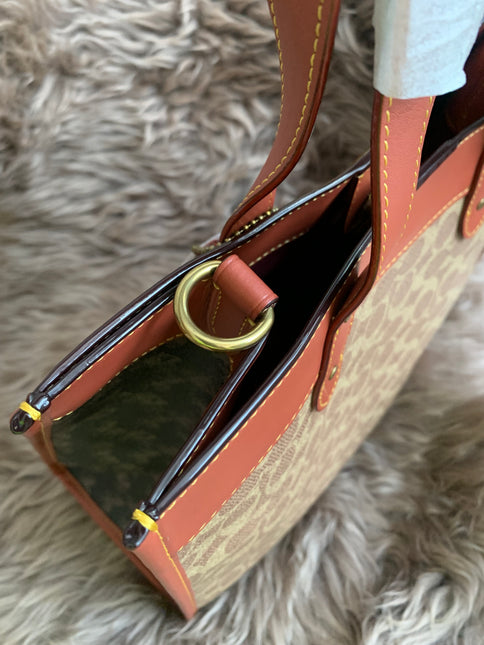 COACH Field Tote in Signature Canvas with Horse & Carriage Print
