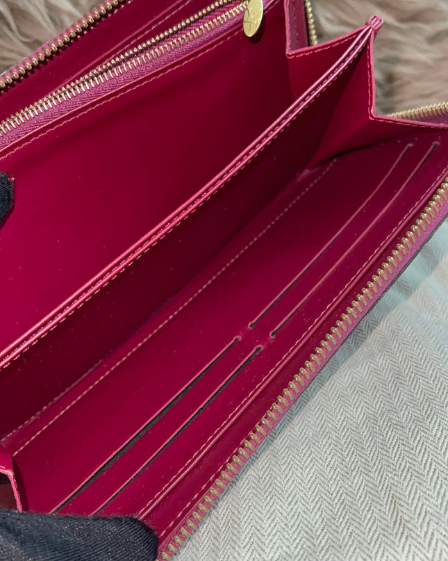 Preloved Authentic Louis Vuitton Vernis Zippy Wallet