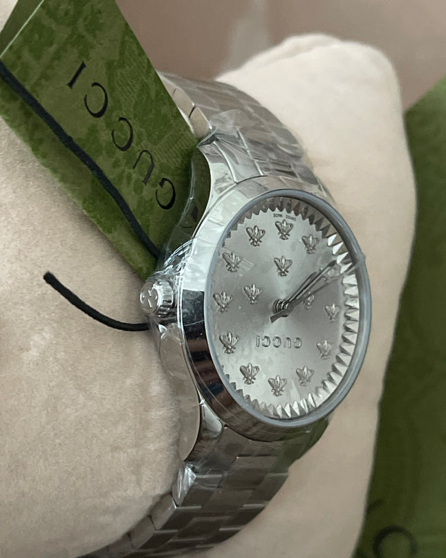 Preloved Authentic unused Gucci G-Timeless bee 32mm stainless steel watch