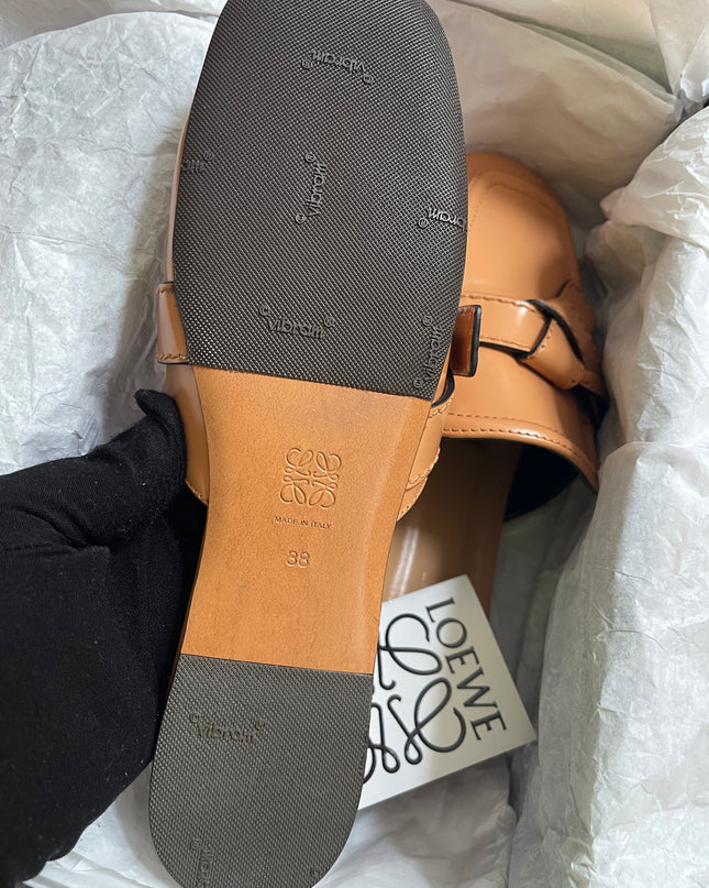 Loewe mule