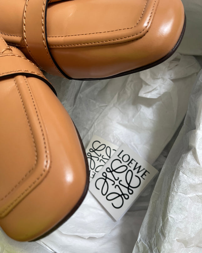 Loewe mule