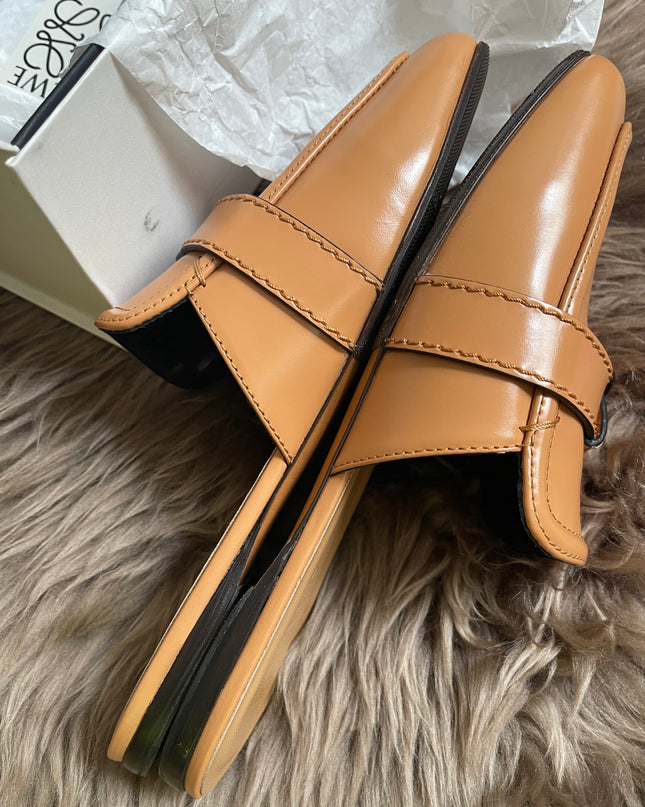 Loewe mule