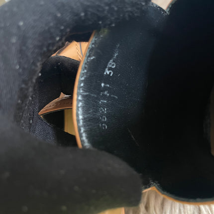 Loewe mule