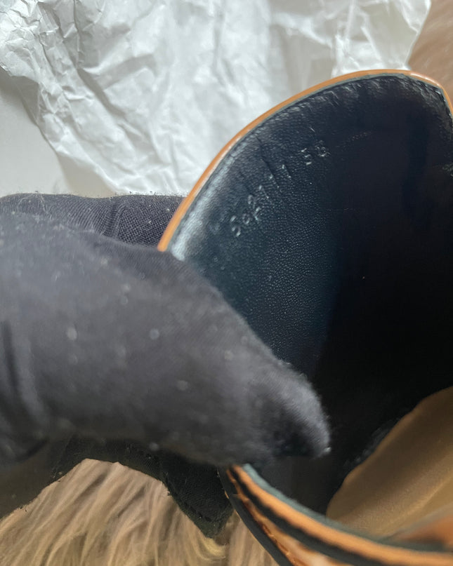 Loewe mule