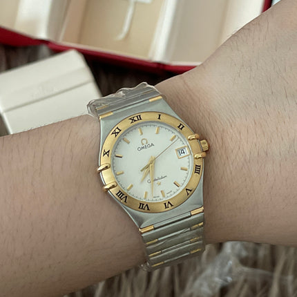 Preloved Authentic Omega Constellation 34mm/17cm, steel ‑ yellow gold on steel ‑ gold full bar