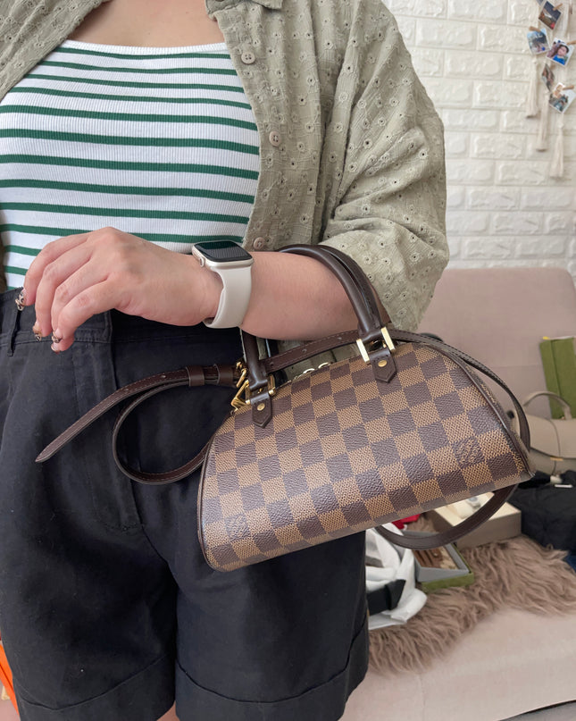 Preloved Authentic Slightly UsedLouis Vuitton Ribera Mini with strap