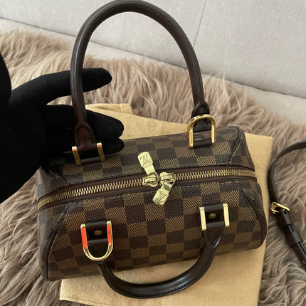 Preloved Authentic Slightly UsedLouis Vuitton Ribera Mini with strap