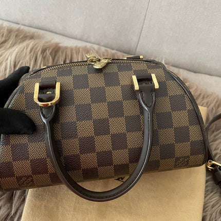 Preloved Authentic Slightly UsedLouis Vuitton Ribera Mini with strap