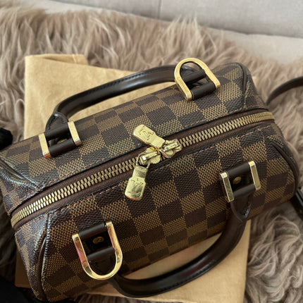 Preloved Authentic Slightly UsedLouis Vuitton Ribera Mini with strap