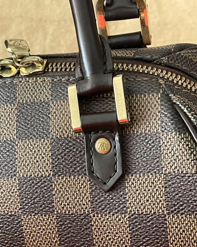 Preloved Authentic Slightly UsedLouis Vuitton Ribera Mini with strap