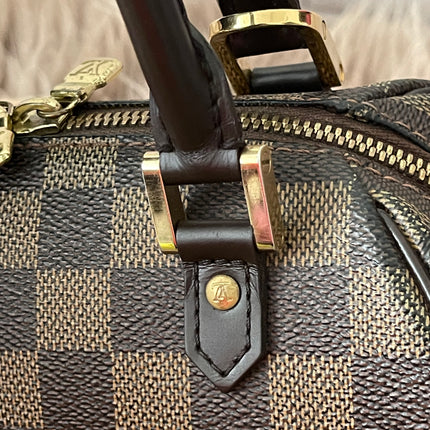 Preloved Authentic Slightly UsedLouis Vuitton Ribera Mini with strap