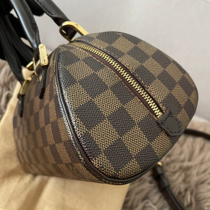 Preloved Authentic Slightly UsedLouis Vuitton Ribera Mini with strap