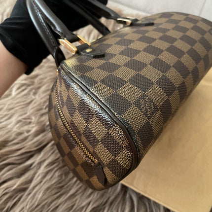 Preloved Authentic Slightly UsedLouis Vuitton Ribera Mini with strap