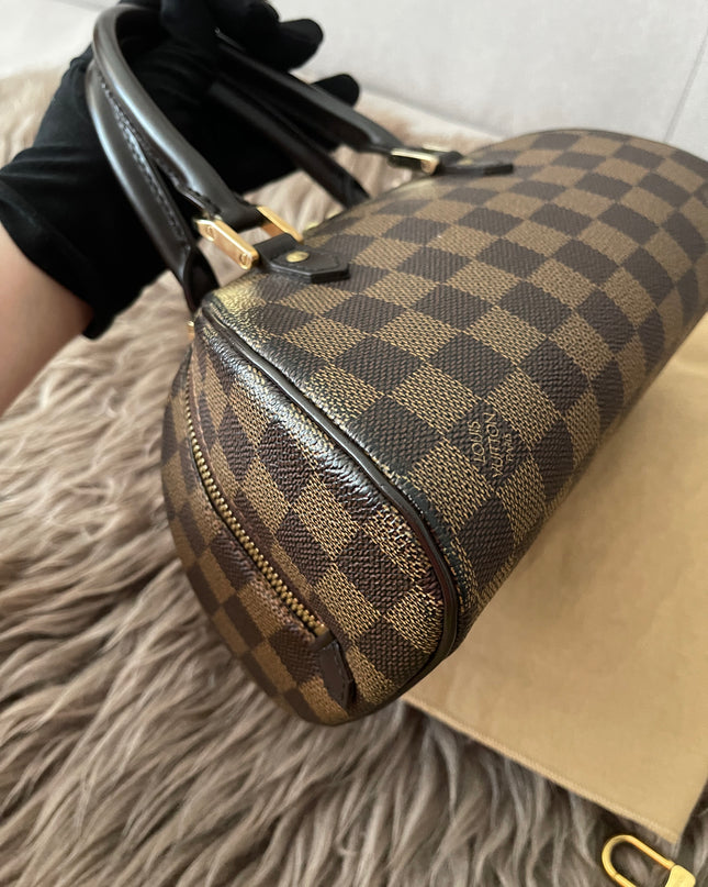 Preloved Authentic Slightly UsedLouis Vuitton Ribera Mini with strap