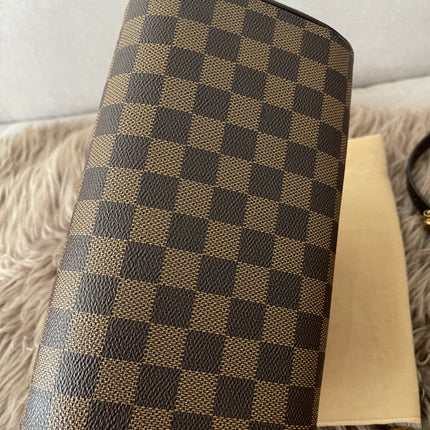 Preloved Authentic Slightly UsedLouis Vuitton Ribera Mini with strap