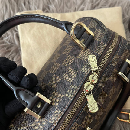 Preloved Authentic Slightly UsedLouis Vuitton Ribera Mini with strap