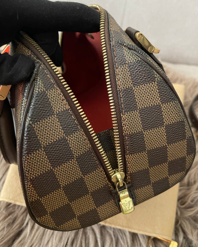 Preloved Authentic Slightly UsedLouis Vuitton Ribera Mini with strap