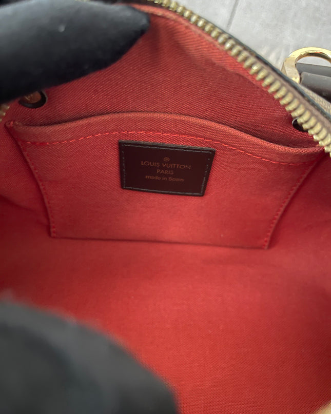 Preloved Authentic Slightly UsedLouis Vuitton Ribera Mini with strap