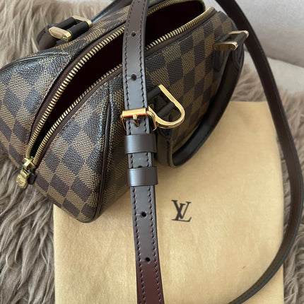 Preloved Authentic Slightly UsedLouis Vuitton Ribera Mini with strap