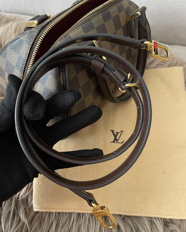 Preloved Authentic Slightly UsedLouis Vuitton Ribera Mini with strap