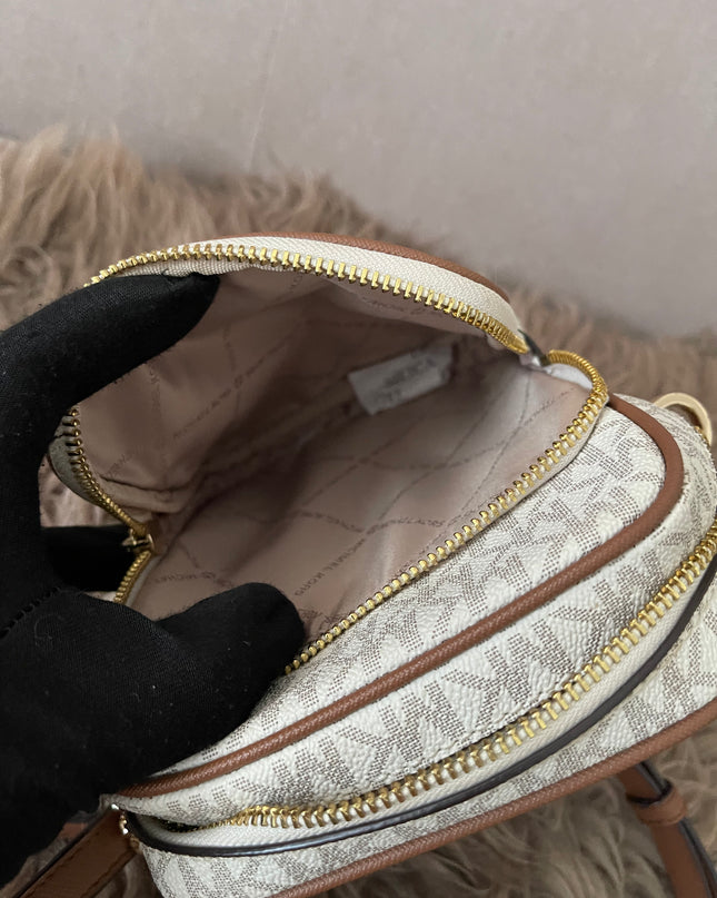 Preloved Authentic Michael Kors Jet Set Travel Medium Logo Crossbody Bag