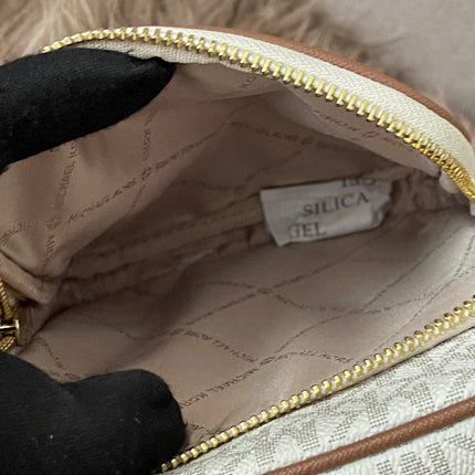 Preloved Authentic Michael Kors Jet Set Travel Medium Logo Crossbody Bag