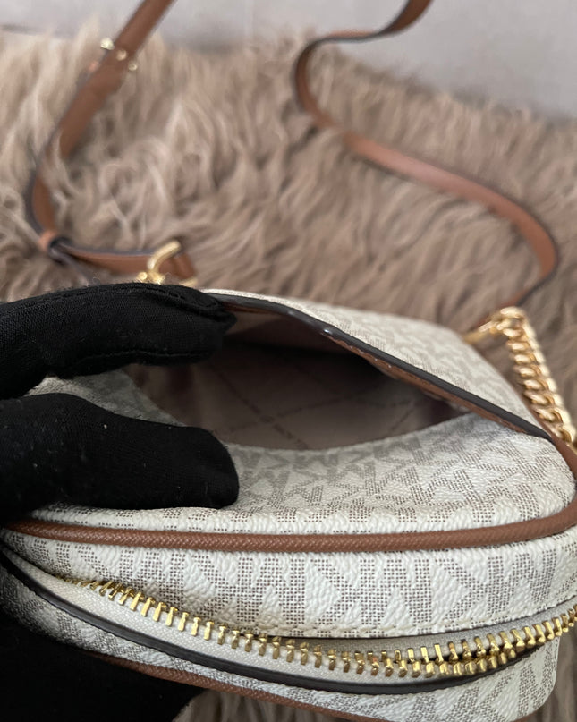 Preloved Authentic Michael Kors Jet Set Travel Medium Logo Crossbody Bag