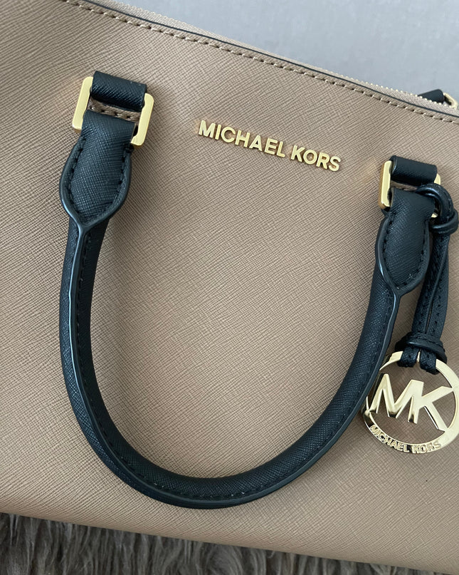 Preloved Authentic Michael Kors Sutton Satchel