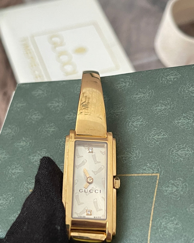 Preloved Authentic Gucci G-Line Champagne Boot Dial – 18k Gold Plated Bangle Watch